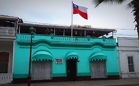 Hostal Bahía, habitaciones en pleno centro y a pasos de la playa